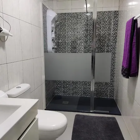 Casa De Ferias E Fins De Semana,1 بيت للعطل *