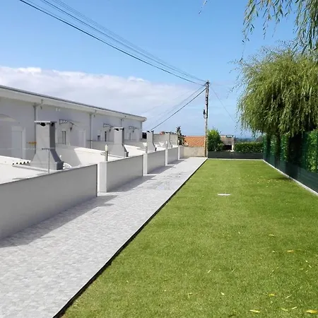 Casa De Ferias E Fins De Semana,1 بيت للعطل