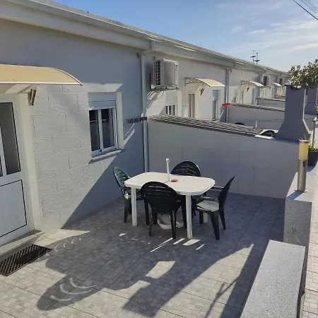 Casa De Ferias E Fins De Semana,1 Эшпозенди